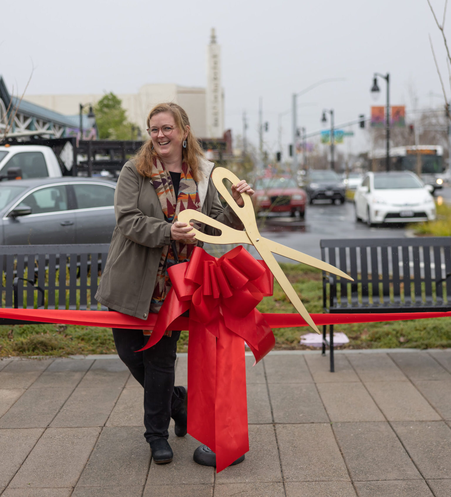 San Lorenzo Art Project Artist Vanessa Marsh at the Hesperian Boulevard Corridor Improvement Project Ribbon Cutting Event